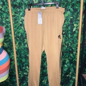 Men’s Adidas sweats